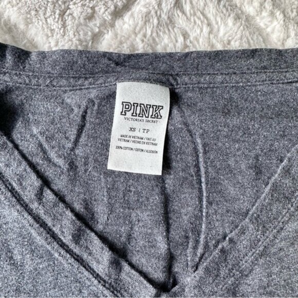 Victoria's Secret PINK | Long Sleeve V-Neck Pocket Tee | Size Extra Small - Picture 9 of 12